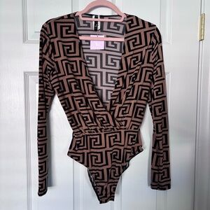 Long sleeve bodysuit size L